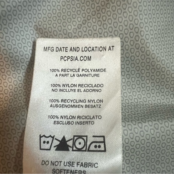 Patagonia Torrentshell Rain Jacket - Picture 5 of 8